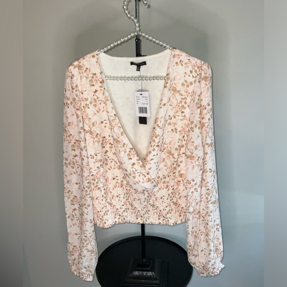 Violets & Roses Blouse with Smocked waist in size XL - NWT - beautiful sleeves - Picture 2 of 10